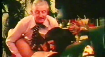 video sex mbbg Al Kent sia kent được fucked bởi một chàng trai da đen nam nhi trong ass cho một cơ hội để liếm âm hộ mịn phim ses màng của cô.